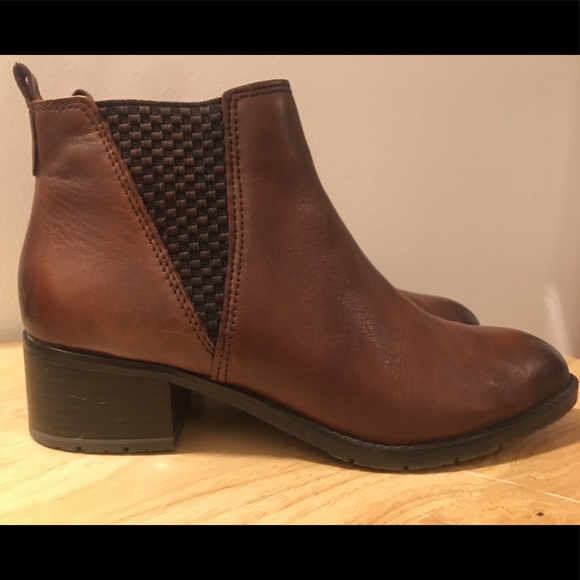 Marco Tozzi cognac Chelsea Boots - Picture 5 of 7